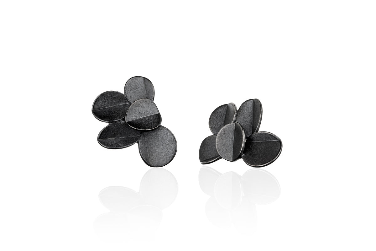 #1049 Glittertind medium stud earrings – kaja gjedebo design